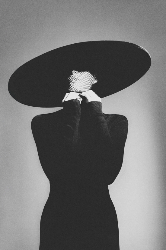 2025_06_30_ZOO_MAGAZINE_COVER_HK7183_final - Zoo Magazine  – Photographer Marcello Junior Dino -  - Overview  - Anne-Marie Gardinier Photographic Agency - Paris