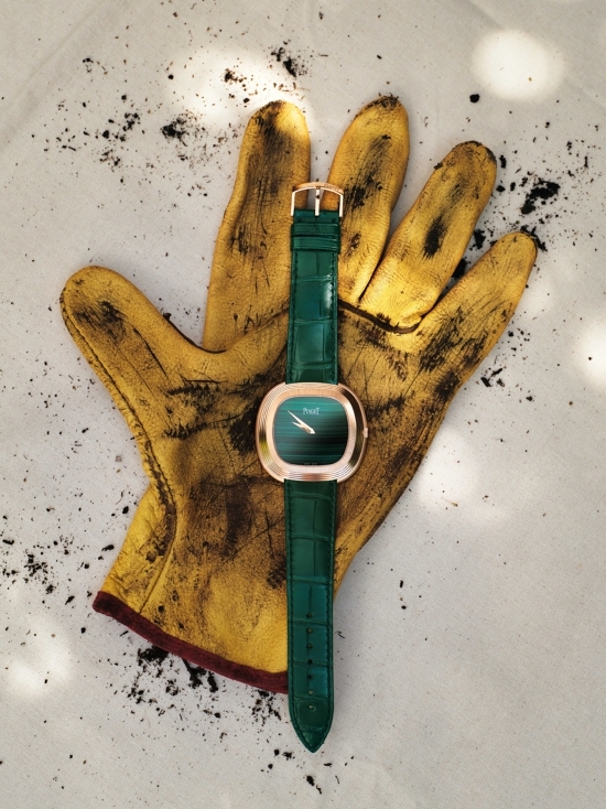 250630_1nstant0689_HD - Laura Bonnefous x Christine Lerche for 1nstant - Laura Bonnefous  - Overview  - Anne-Marie Gardinier Photographic Agency - Paris