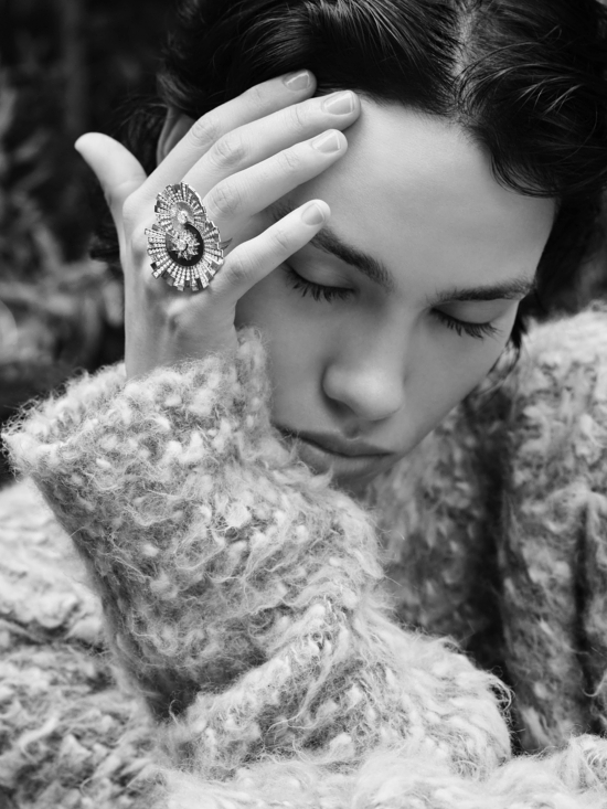 250630_1nstant0893 _A_HDbw - Laura Bonnefous x Christine Lerche for 1nstant - Laura Bonnefous  - Overview  - Anne-Marie Gardinier Photographic Agency - Paris