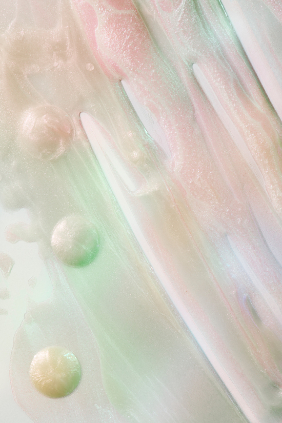 CAMILLE_ET_CHARLOTTE_IRIDESCENT_V2_06_BDEF - Camille & Charlotte – Iridescent - Camille & Charlotte  - Overview  - Anne-Marie Gardinier Photographic Agency - Paris