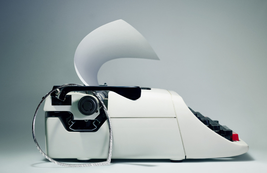 DPS_S05_F2 - Tom Brannigan for Glass Magazine x Chaumet - Tom Brannigan  - Overview Still life  - Anne-Marie Gardinier Photographic Agency - Paris