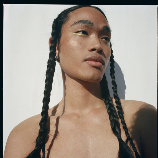 Ly3qBSJXszTHZoKlEx7mkI - Karin Berndl – Tan - Karin Berndl  - Beauty  - Anne-Marie Gardinier Photographic Agency - Paris