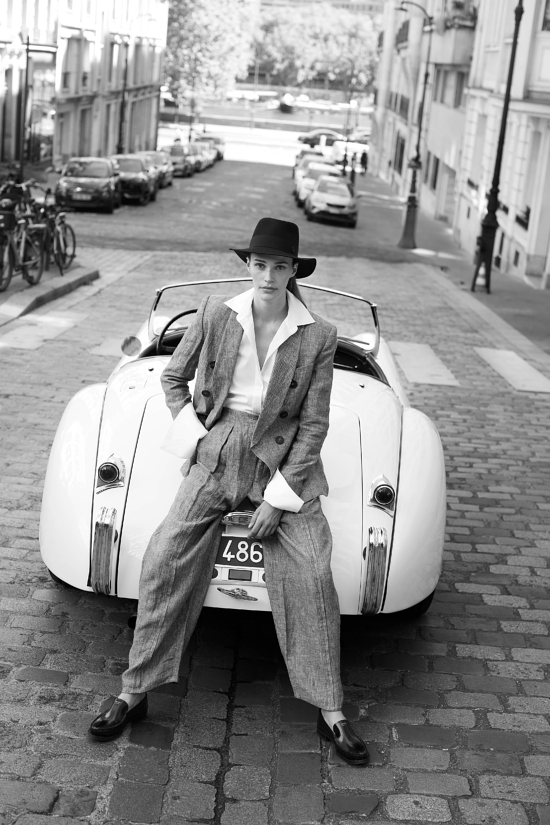 _Y6A6305 - Watch your time .Photographer Luc Braquet -  - Overview  - Anne-Marie Gardinier Photographic Agency - Paris