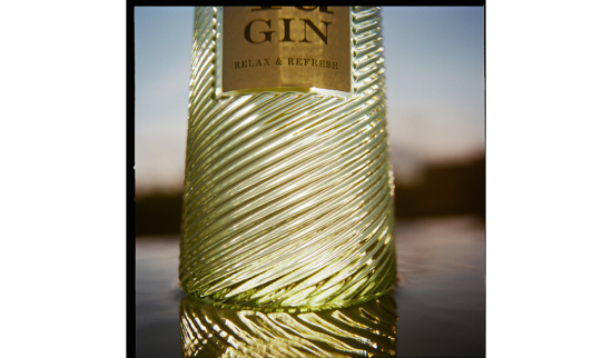 zTfheF8Zor20cyD4QqOUiIV7 - Karin Berndl - Karin Berndl  - Overview Still life  - Anne-Marie Gardinier Photographic Agency - Paris