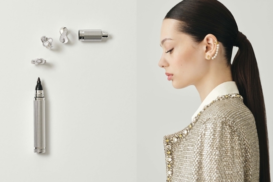 2250917_SpeLUXE_Gala3569_MD - Laura Bonnefous –  Special Luxe - Laura Bonnefous  - Overview  - Anne-Marie Gardinier Photographic Agency - Paris