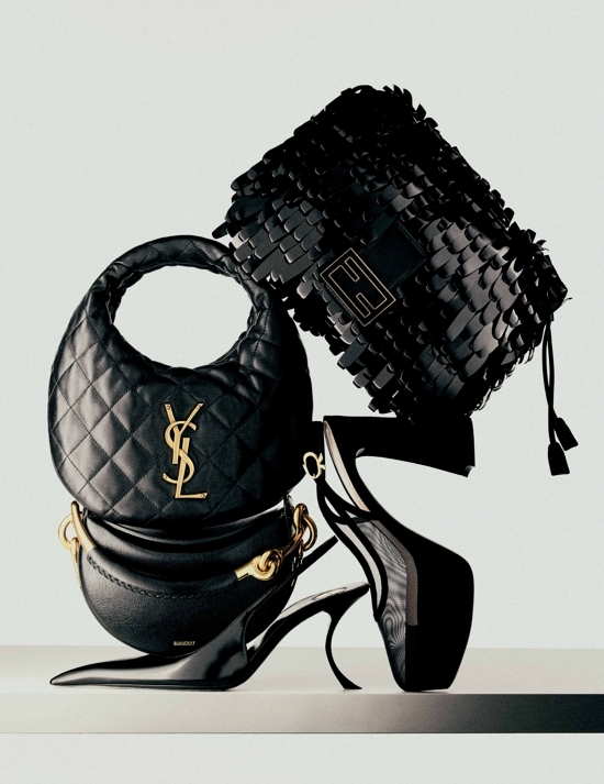 250717_MG_Numero__02_0101 - Numero.Photographer Marco Gazza -  - Overview  - Anne-Marie Gardinier Photographic Agency - Paris