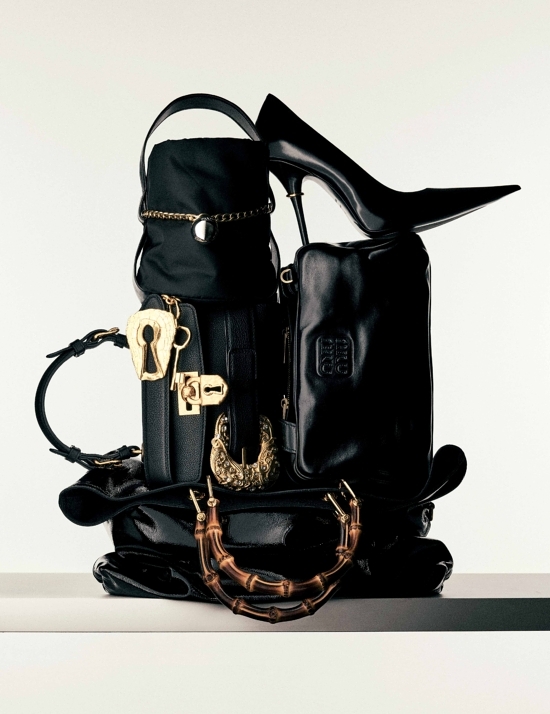 250717_MG_Numero__04_0237 - Numero.Photographer Marco Gazza -  - Overview  - Anne-Marie Gardinier Photographic Agency - Paris