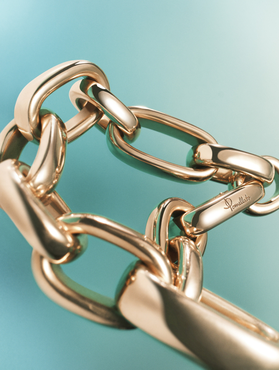 2025-09-04_Schon-Oct-Jewellery_TB_0115_BASE_F2_RGB copy - Tom Brannigan for Schon - Tom Brannigan  - Overview Still life  - Anne-Marie Gardinier Photographic Agency - Paris