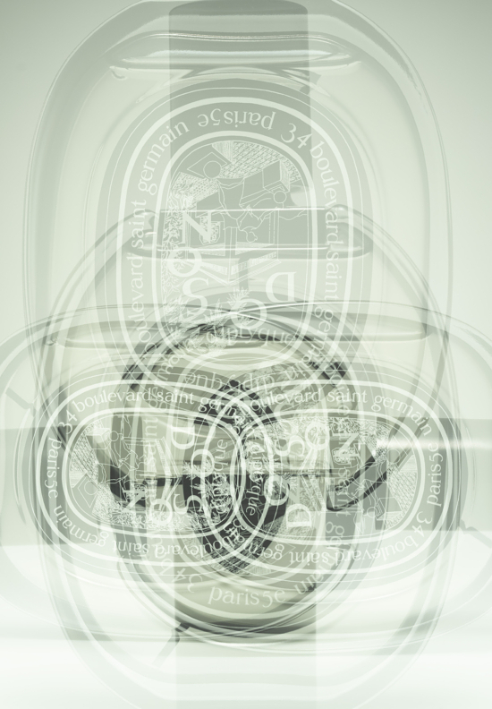 RGB_tb_rakessensemagzine_tuberose_bottle1 - Tom Brannigan for Rakes Sense Magazine - Tom Brannigan  - Overview  - Anne-Marie Gardinier Photographic Agency - Paris