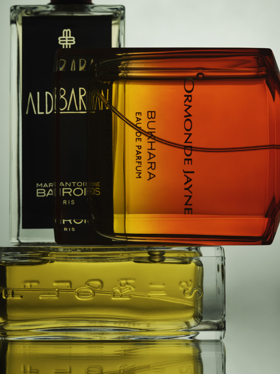 RGB_tb_rakessensemagzine_tuberose_bottle2 - Tom Brannigan for Rakes Sense Magazine - Tom Brannigan  - Overview  - Anne-Marie Gardinier Photographic Agency - Paris