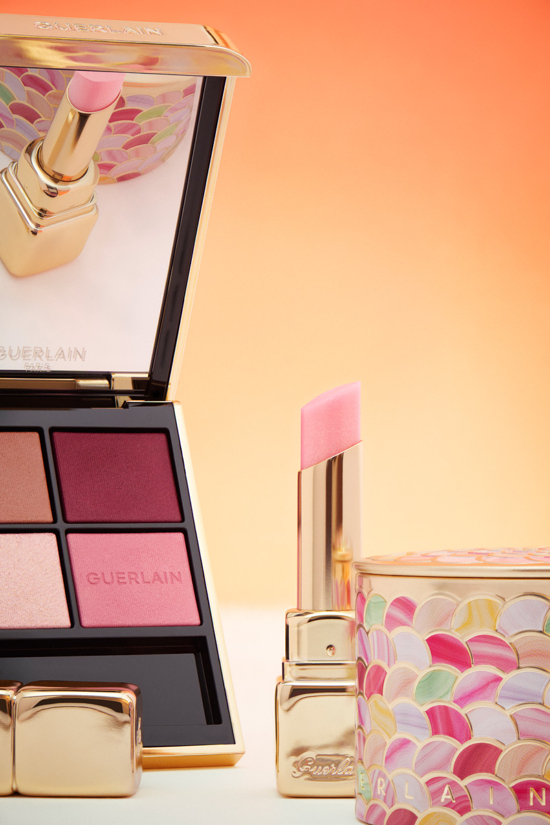 Stacked from 52 images. Method=B (R=8,S=4) - Camille et Charlotte – photographers - Camille & Charlotte  - Overview  - Anne-Marie Gardinier Photographic Agency - Paris