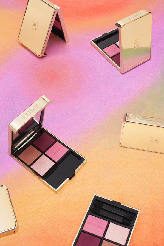 Stacked from 32 images. Method=B (R=8,S=4) - Camille et Charlotte – photographers - Camille & Charlotte  - Overview  - Anne-Marie Gardinier Photographic Agency - Paris