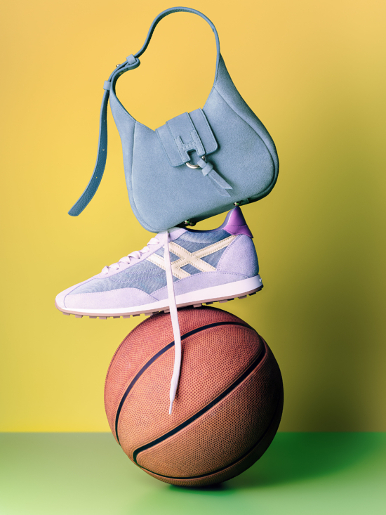 Moins-lourdHOGAN ALTERNATIVE SHOT-f2 - Tom Brannigan for the glass magazine X hogan - Tom Brannigan  - Overview Still life  - Anne-Marie Gardinier Photographic Agency - Paris