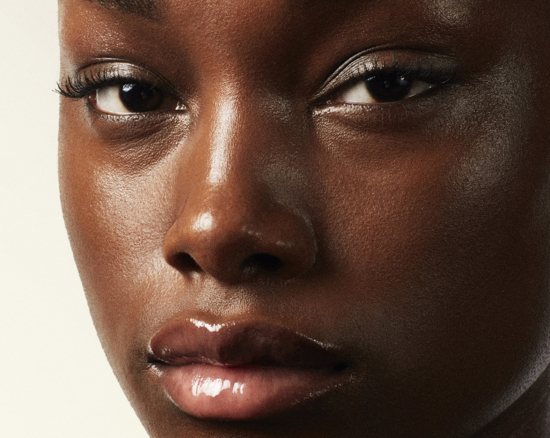 01_NUDE LIP_0064_V1B copie - Chloé Claverie – Dior Marie Claire - Chloé Claverie  - Overview  - Anne-Marie Gardinier Photographic Agency - Paris
