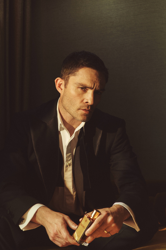 Marc – Antoine Barrois – Ed Westwick4071 - Olivier Yoan for Marc-Antoine Barrois X Ed Westwick - Olivier Yoan  - Overview  - Anne-Marie Gardinier Photographic Agency - Paris