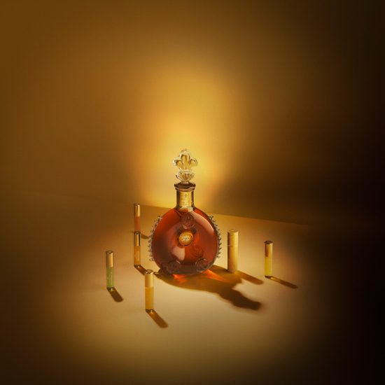 LOUIS-XIII-MAISON-PSYCHE-NM-01 - Louis XIII - Benjamin Colombel  - Overview Still life/Savoir Faire  - Anne-Marie Gardinier Photographic Agency - Paris